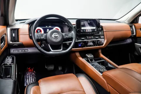 More photos of 2023 Nissan Pathfinder Platinum at Carvilla, GA