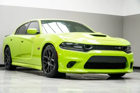 More photos of 2019 Dodge Charger R/T Scat Pack at Carvilla, GA