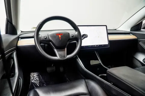 More photos of 2020 Tesla Model 3 Standard at Carvilla, GA