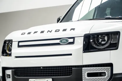 Photos of 2020 Land Rover Defender 110 SE for sale in Kennesaw, GA at Carvilla