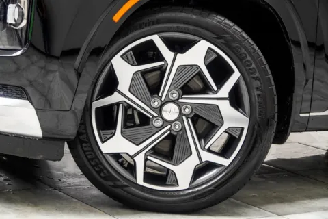Another view of 2021 Hyundai Palisade Calligraphy for sale in Kennesaw, GA at Carvilla
