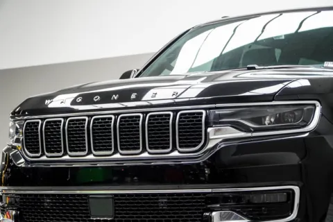 Photos of 2024 Jeep Wagoneer L Series II for sale in Kennesaw, GA at Carvilla
