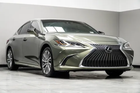 More photos of 2019 Lexus ES 350 at Carvilla, GA