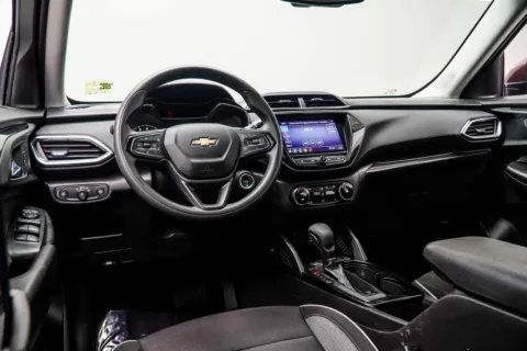 More photos of 2022 Chevrolet TrailBlazer LT at Carvilla, GA