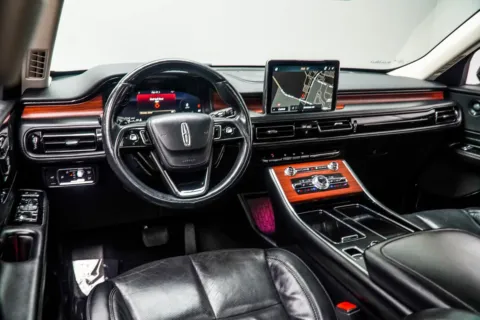 More photos of 2021 Lincoln Aviator Reserve at Carvilla, GA
