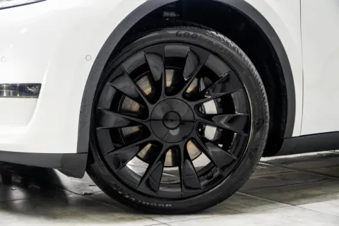 Another view of 2021 Tesla Model Y Long Range for sale in Kennesaw, GA at Carvilla