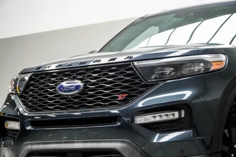 Photos of 2022 Ford Explorer ST for sale in Kennesaw, GA at Carvilla