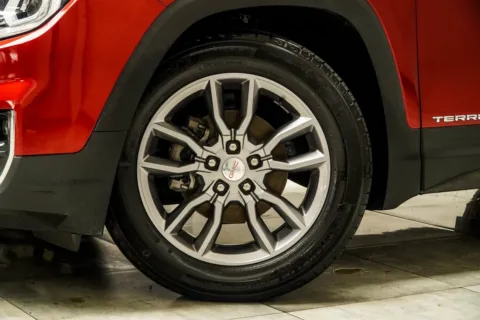Another view of 2022 GMC Terrain SLT for sale in Kennesaw, GA at Carvilla