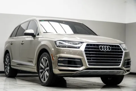 More photos of 2017 Audi Q7 3.0T Premium Plus at Carvilla, GA