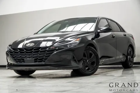 Black 2021 Hyundai Elantra SEL for sale in Kennesaw, GA