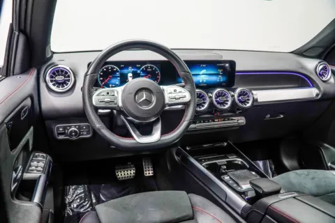 More photos of 2022 Mercedes-Benz GLB 250 at Carvilla, GA
