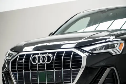 Photos of 2023 Audi Q3 Premium for sale in Kennesaw, GA at Carvilla