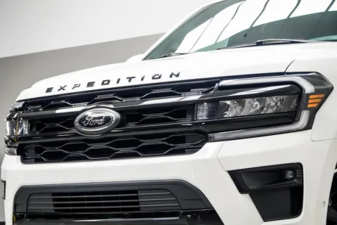Photos of 2022 Ford Expedition Limited for sale in Kennesaw, GA at Carvilla