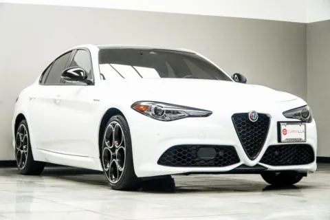 More photos of 2022 Alfa Romeo Giulia Veloce at Carvilla, GA