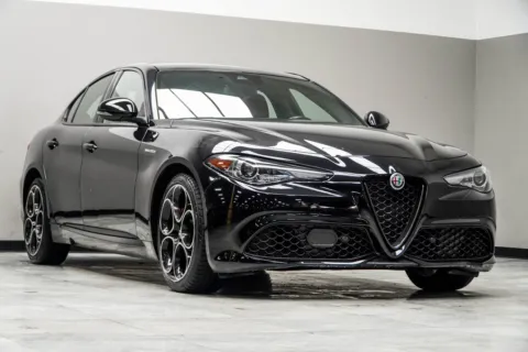 More photos of 2022 Alfa Romeo Giulia Veloce at Carvilla, GA