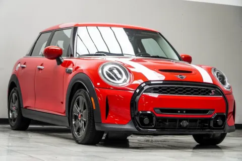 More photos of 2022 MINI Cooper S Signature at Carvilla, GA