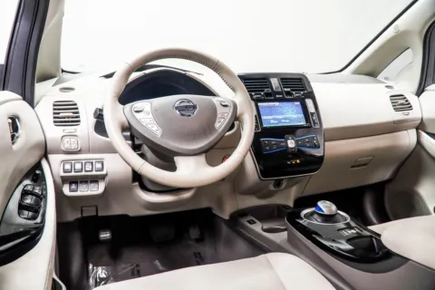 More photos of 2015 Nissan Leaf SV at Carvilla, GA