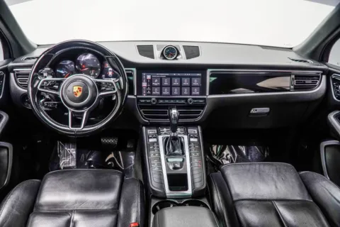 More photos of 2021 Porsche Macan at Carvilla, GA
