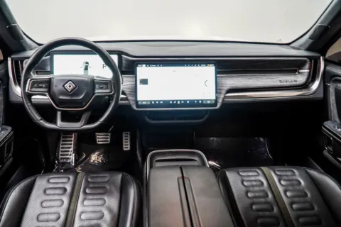 More photos of 2022 Rivian R1T Adventure at Carvilla, GA