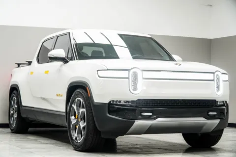 More photos of 2022 Rivian R1T Adventure at Carvilla, GA