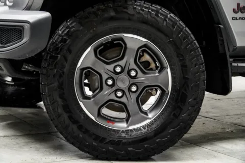 Another view of 2020 Jeep Gladiator Rubicon for sale in Kennesaw, GA at Carvilla