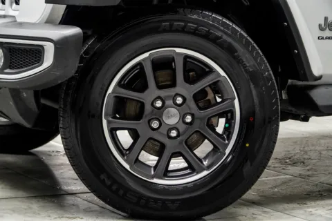 Another view of 2023 Jeep Gladiator Overland for sale in Kennesaw, GA at Carvilla