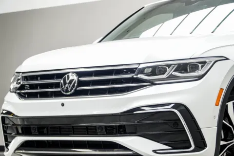 Photos of 2023 Volkswagen Tiguan 2.0T SEL R-Line for sale in Kennesaw, GA at Carvilla