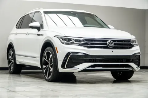 More photos of 2023 Volkswagen Tiguan 2.0T SEL R-Line at Carvilla, GA