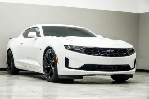 More photos of 2023 Chevrolet Camaro 3LT at Carvilla, GA