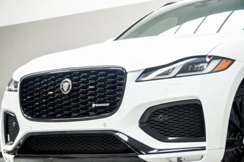 Photos of 2023 Jaguar F-PACE P400 R-Dynamic S for sale in Kennesaw, GA at Carvilla