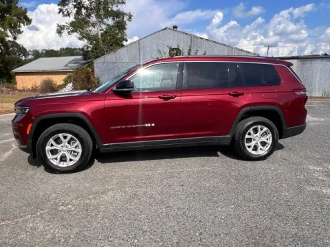 More photos of 2023 Jeep Grand Cherokee L Limited at Hixson Toyota, LA