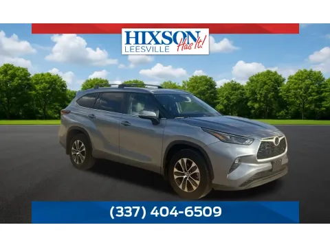 Gray 2024 Toyota Highlander XLE for sale in Deridder, LA