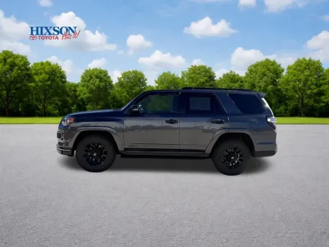 More photos of 2016 Toyota 4Runner SR5 at Hixson Toyota, LA