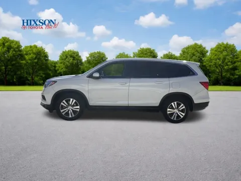 More photos of 2016 Honda Pilot EX-L at Hixson Toyota, LA