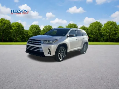 Another view of 2019 Toyota Highlander XLE for sale in Deridder, LA at Hixson Toyota