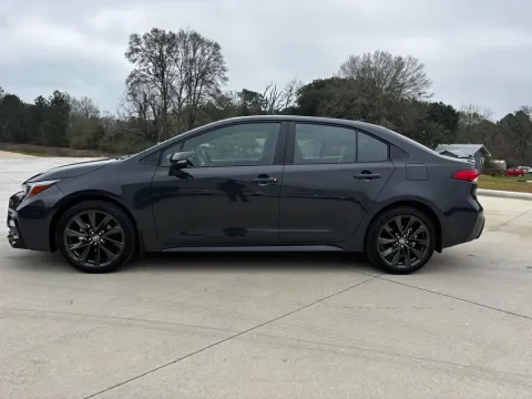 More photos of 2026 Toyota Corolla SE at Hixson Toyota, LA