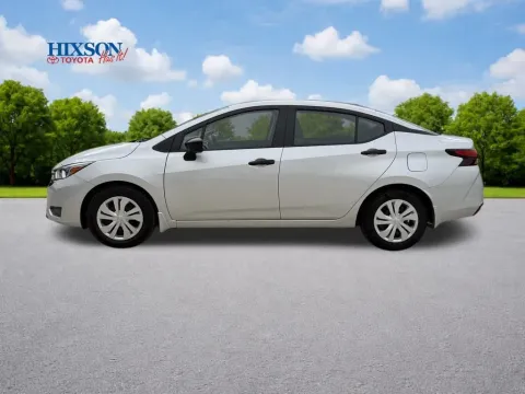More photos of 2024 Nissan Versa 1.6 S at Hixson Toyota, LA