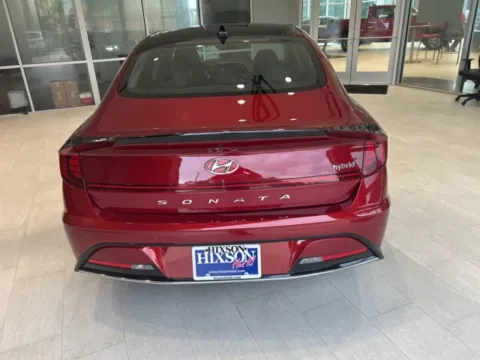 More photos of 2023 Hyundai Sonata Hybrid Limited at Hixson Toyota, LA