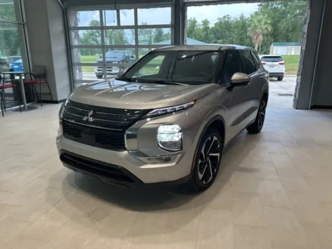 Silver 2024 Mitsubishi Outlander SE for sale in Deridder, LA