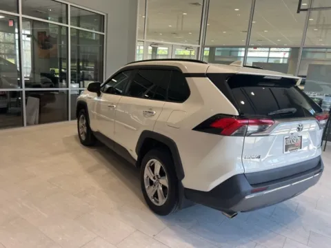 More photos of 2021 Toyota RAV4 Hybrid Limited at Hixson Toyota, LA
