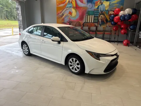 More photos of 2024 Toyota Corolla LE at Hixson Toyota, LA