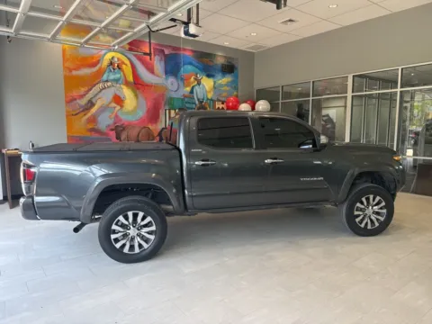 More photos of 2022 Toyota Tacoma Limited at Hixson Toyota, LA