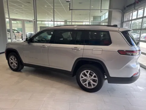 Photos of 2022 Jeep Grand Cherokee L Limited for sale in Deridder, LA at Hixson Toyota