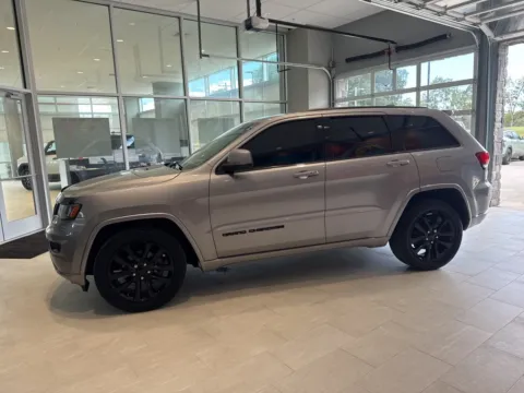 Silver 2020 Jeep Grand Cherokee Altitude for sale in Deridder, LA