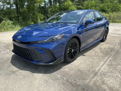 Blue 2025 Toyota Camry XLE for sale in Deridder, LA