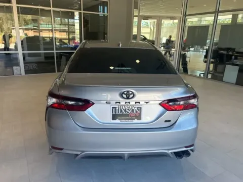 More photos of 2022 Toyota Camry SE at Hixson Toyota, LA