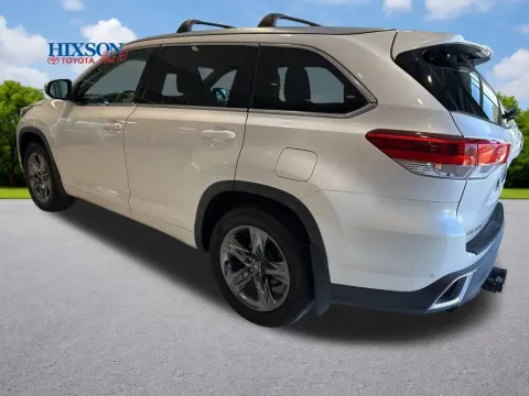 More photos of 2018 Toyota Highlander Limited Platinum at Hixson Toyota, LA