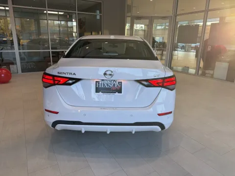 More photos of 2022 Nissan Sentra SV at Hixson Toyota, LA