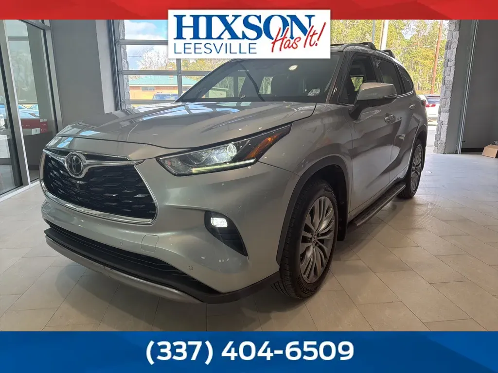 Silver 2021 Toyota Highlander Platinum for sale in Deridder, LA