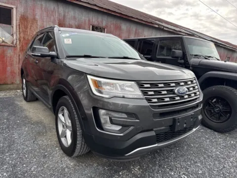 Gray 2017 Ford Explorer XLT for sale in Frederick, MD